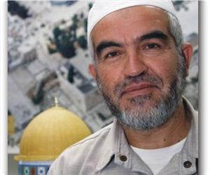 رائد صلاح يؤكد بيعته للأقصى من بوابة السجن